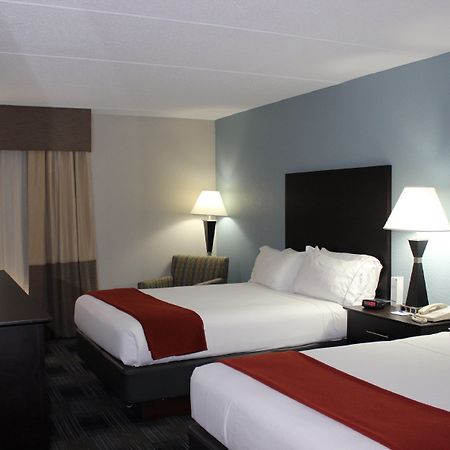 Holiday Inn Express Forsyth By Ihg מראה חיצוני תמונה