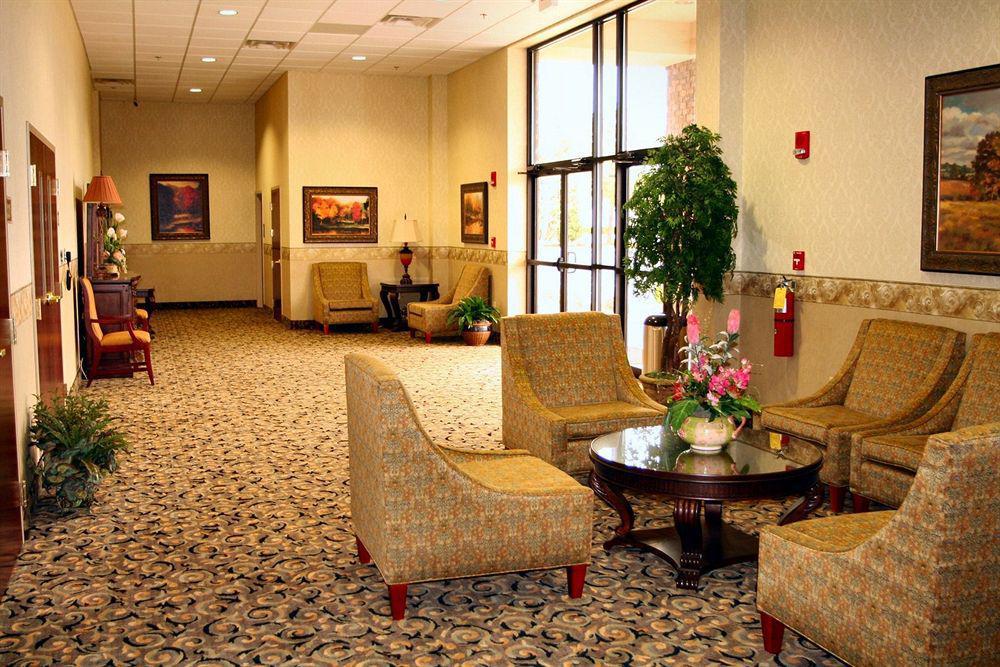 Holiday Inn Express Forsyth By Ihg מראה פנימי תמונה