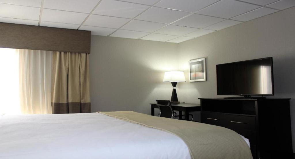 Holiday Inn Express Forsyth By Ihg מראה חיצוני תמונה